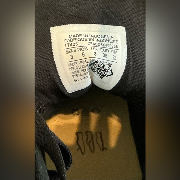 Converse Chuck Taylor Black All Star High Sneakers - Picture 7 of 7